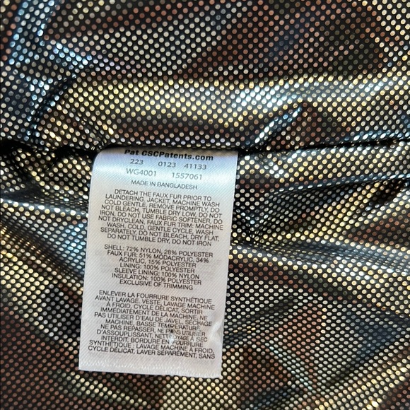 VEUC barely worn 10/12 medium Columbia Black Puffer Jacket for Ultimate Warmth - Picture 14 of 16